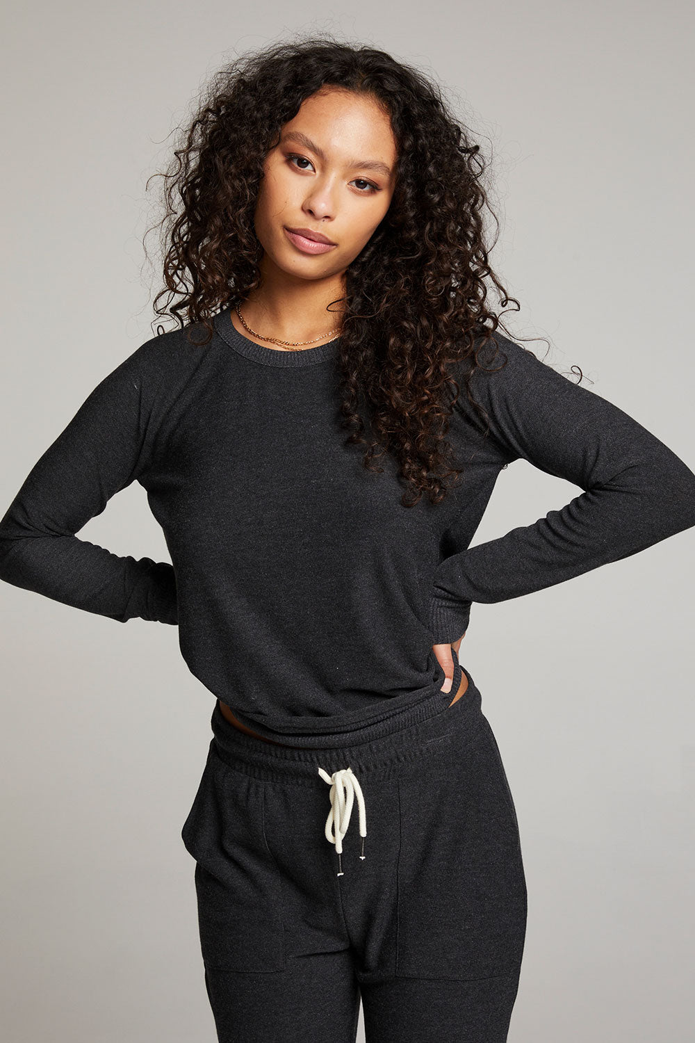 Ae classic raglan pullover sweatshirt hotsell