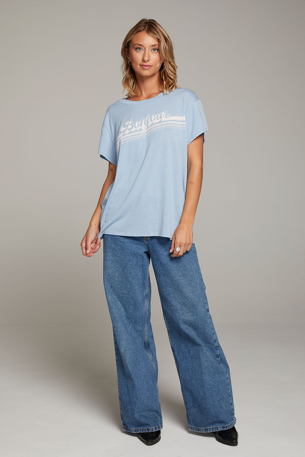 Bonjour Tee WOMENS chaserbrand