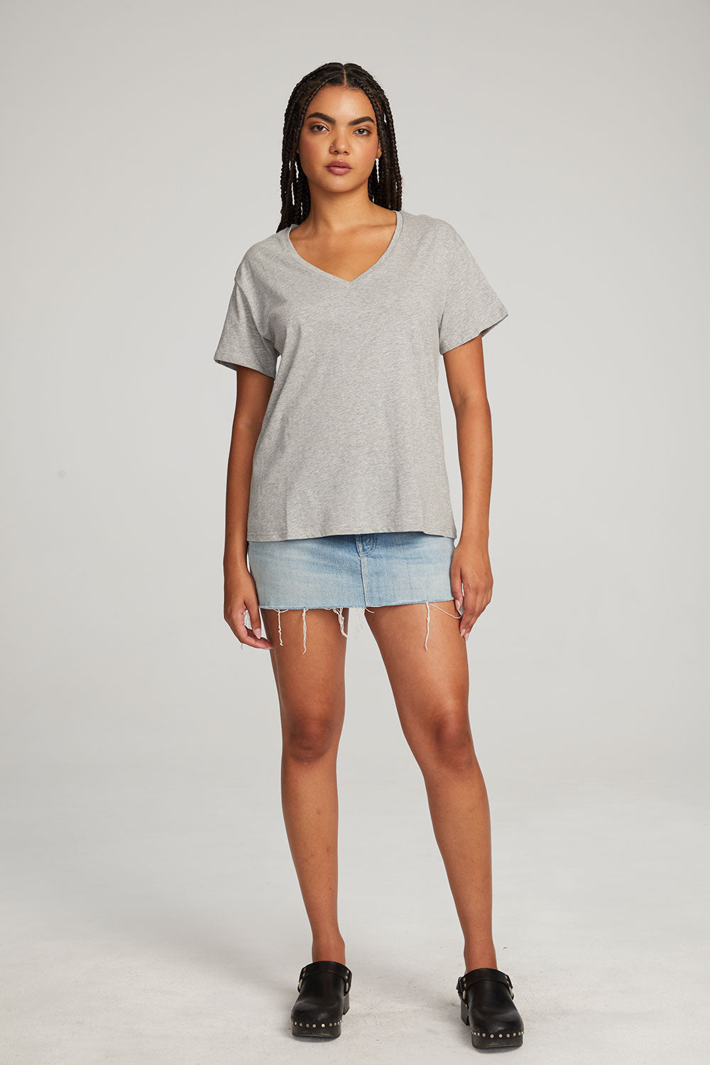 Everyday Essential V-neck Tee WOMENS chaserbrand