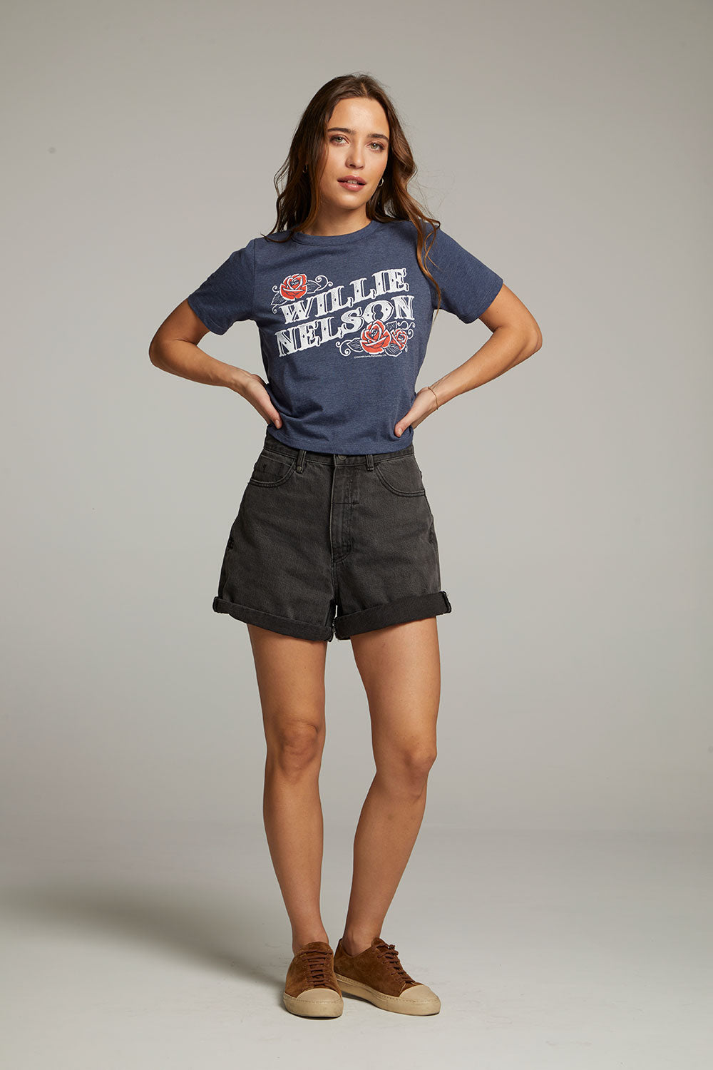 Willie Nelson Roses Tee WOMENS chaserbrand