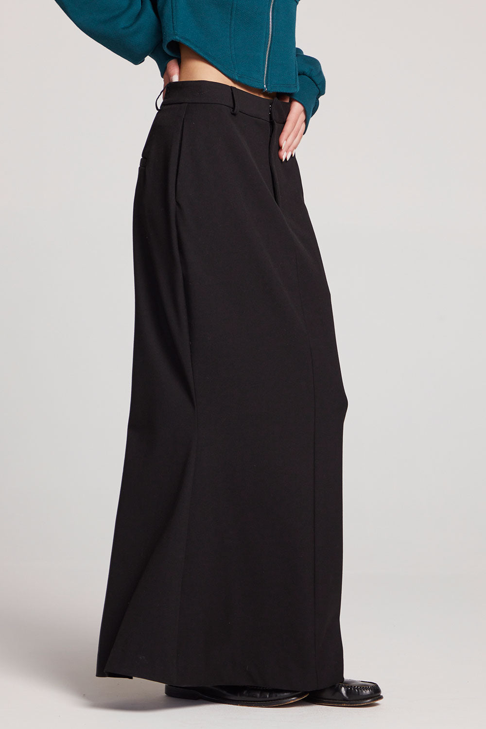 Alden Licorice Maxi Skirt Womens chaserbrand