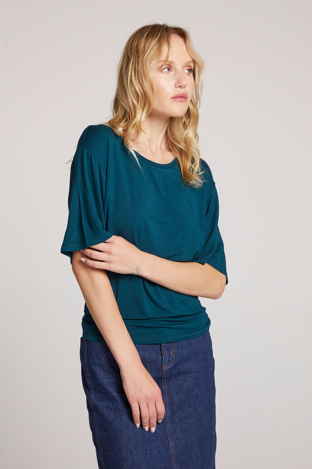Portola Dark Sea Short Sleeve Womens chaserbrand