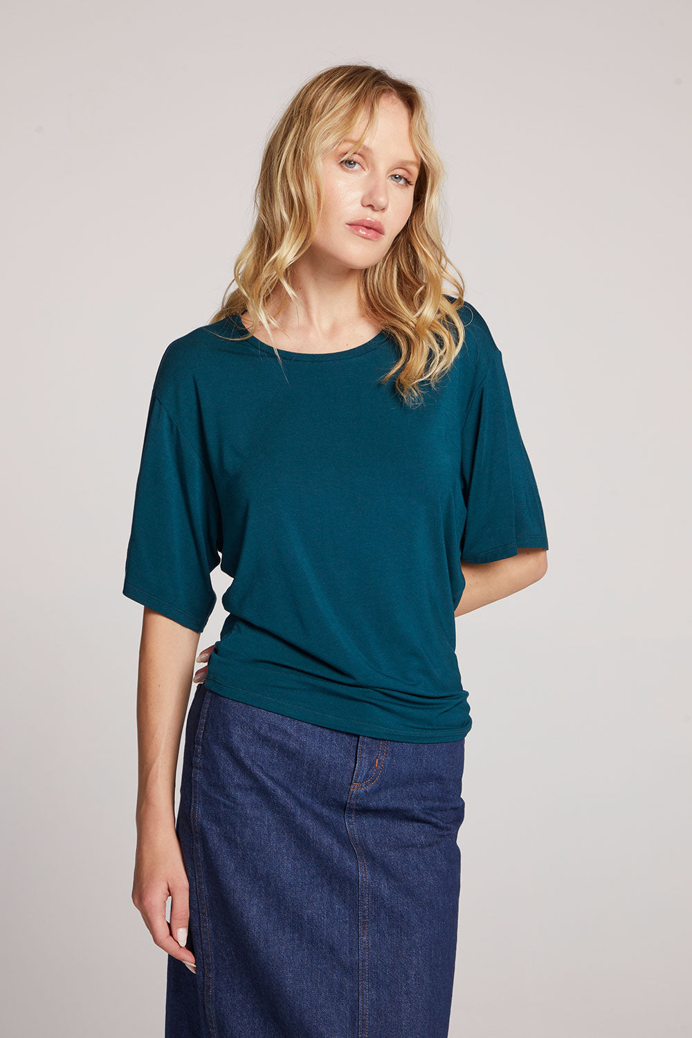 Portola Dark Sea Short Sleeve Womens chaserbrand