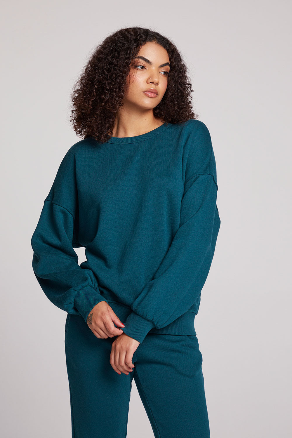 Alonzo Dark Sea Pullover Womens chaserbrand