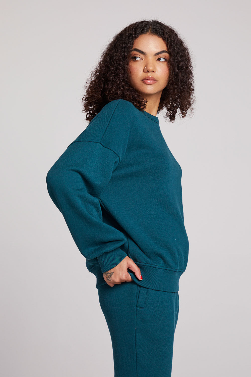 Alonzo Dark Sea Pullover Womens chaserbrand