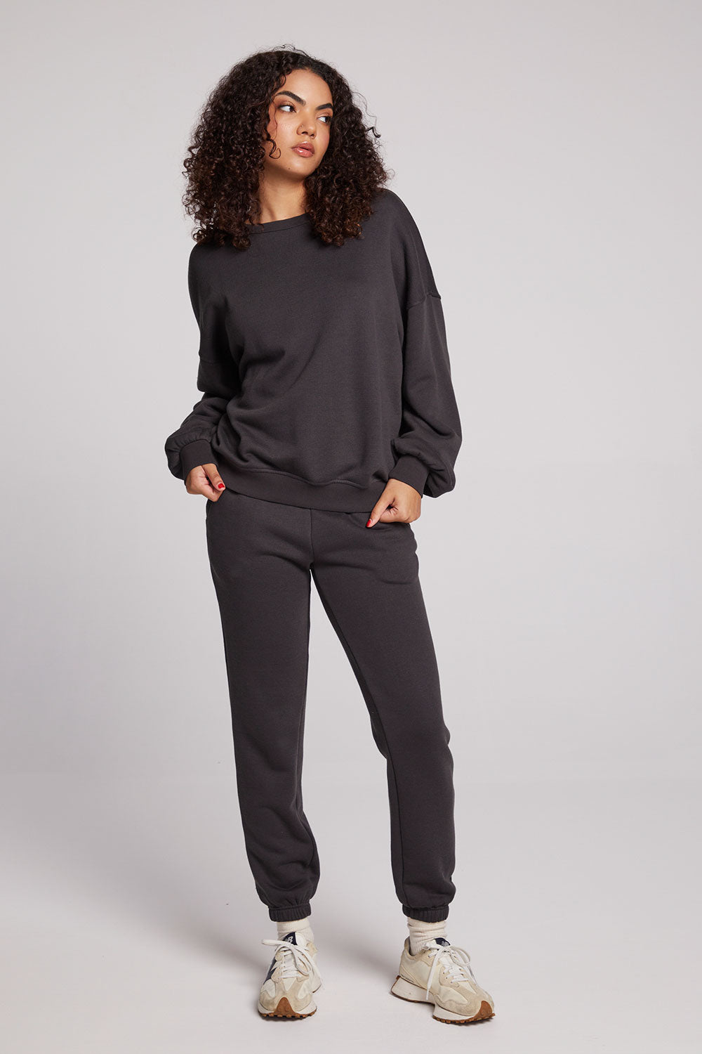 Alonzo Licorice Pullover Womens chaserbrand