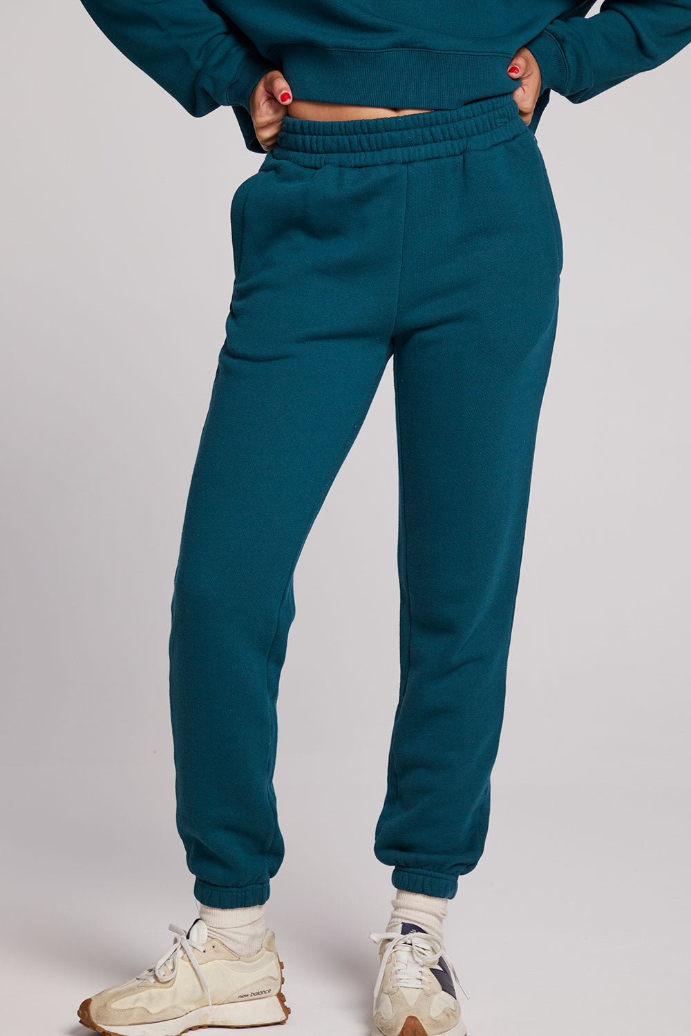 Wilshire Dark Sea Joggers Womens chaserbrand