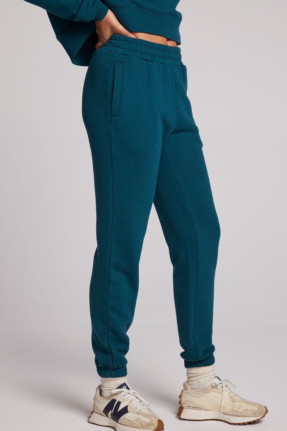 Wilshire Dark Sea Joggers Womens chaserbrand