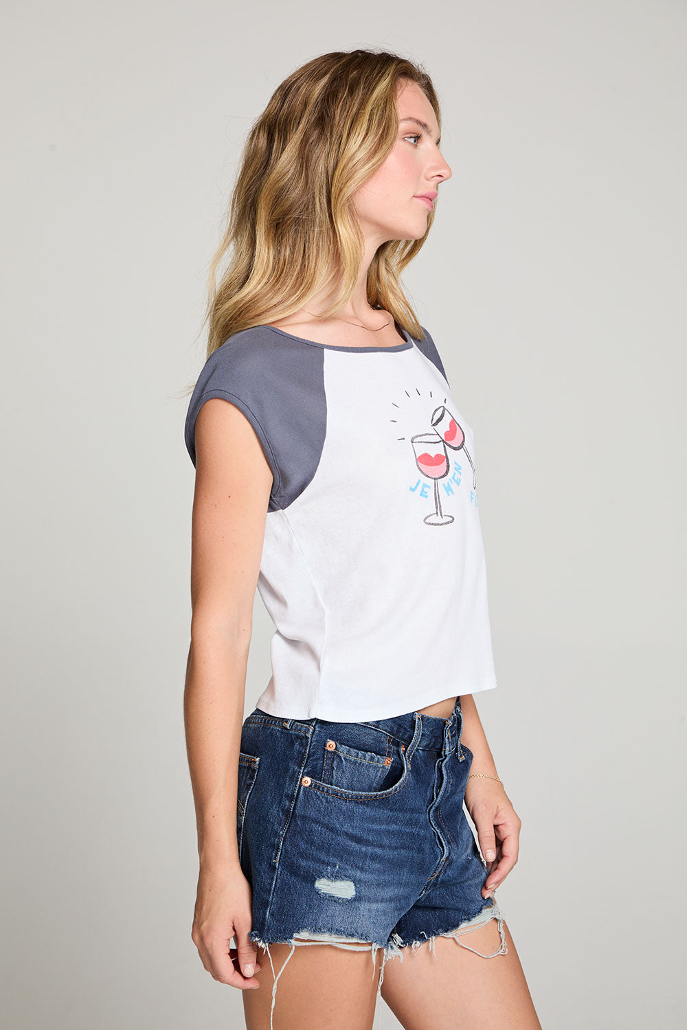 Je M’en Fiche Tee WOMENS chaserbrand