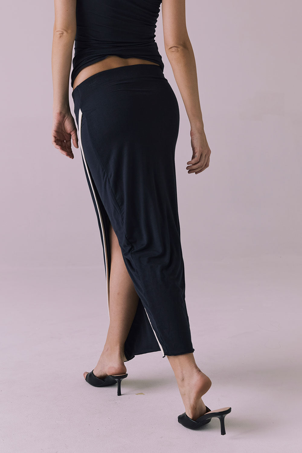 Tavira Licorice Black Midi Skirt Womens chaserbrand