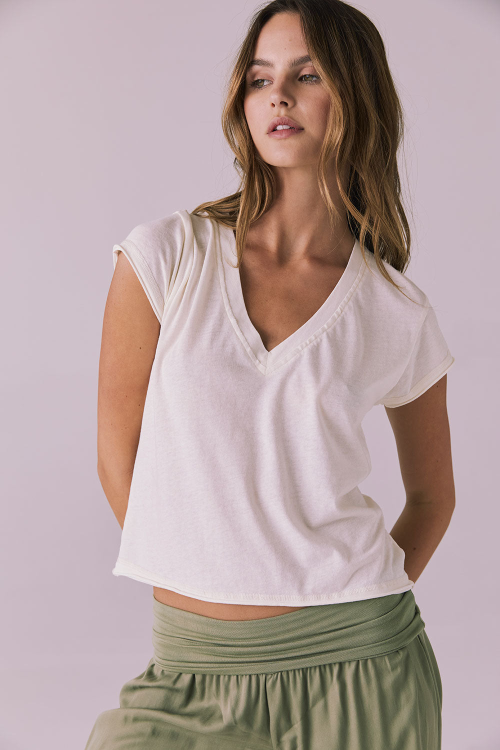 Gator Starry White V Neck Tee Womens chaserbrand