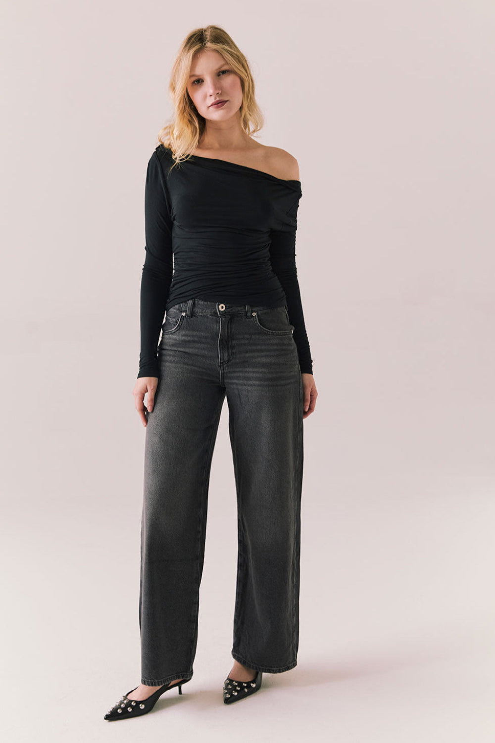 Ivy True Black Long Sleeve