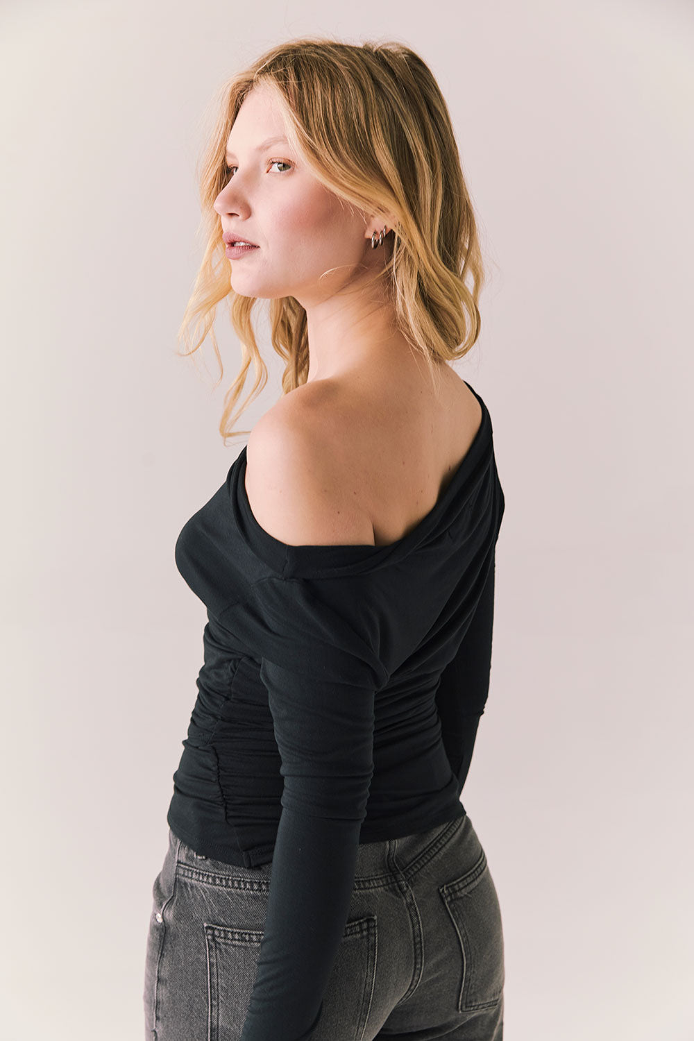 Ivy True Black Long Sleeve