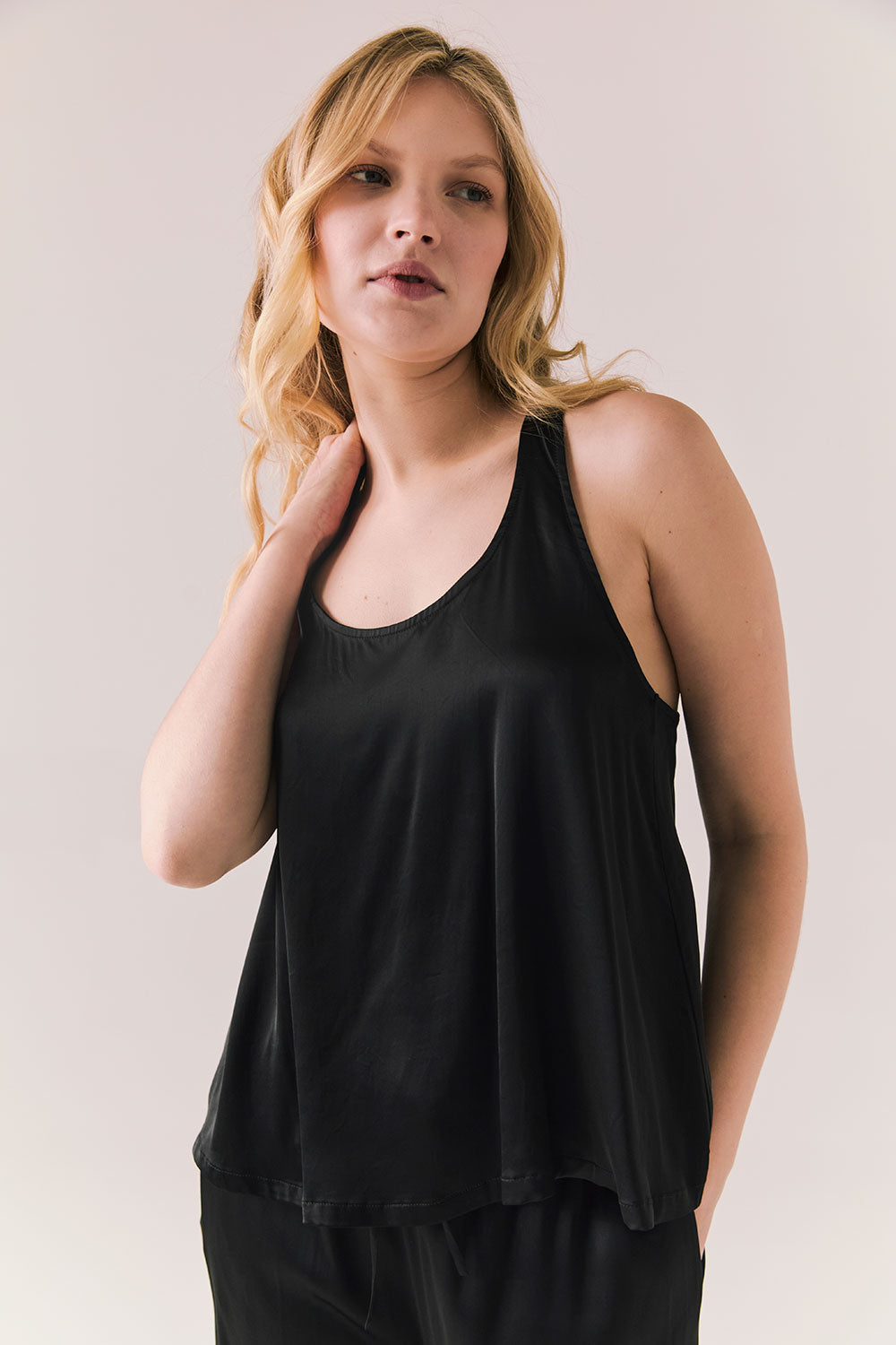 Rory True Black Tank Top Womens chaserbrand