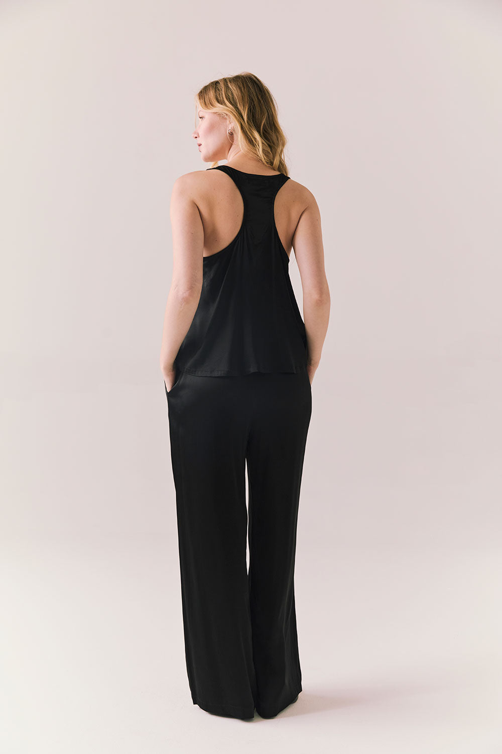 Rory True Black Tank Top Womens chaserbrand