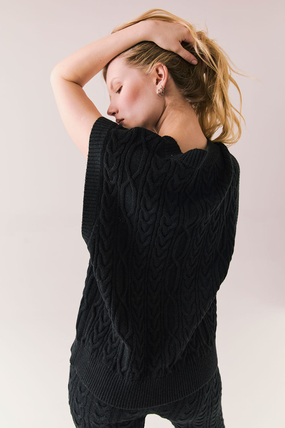 Gaya True Black Sweater Vest Womens chaserbrand