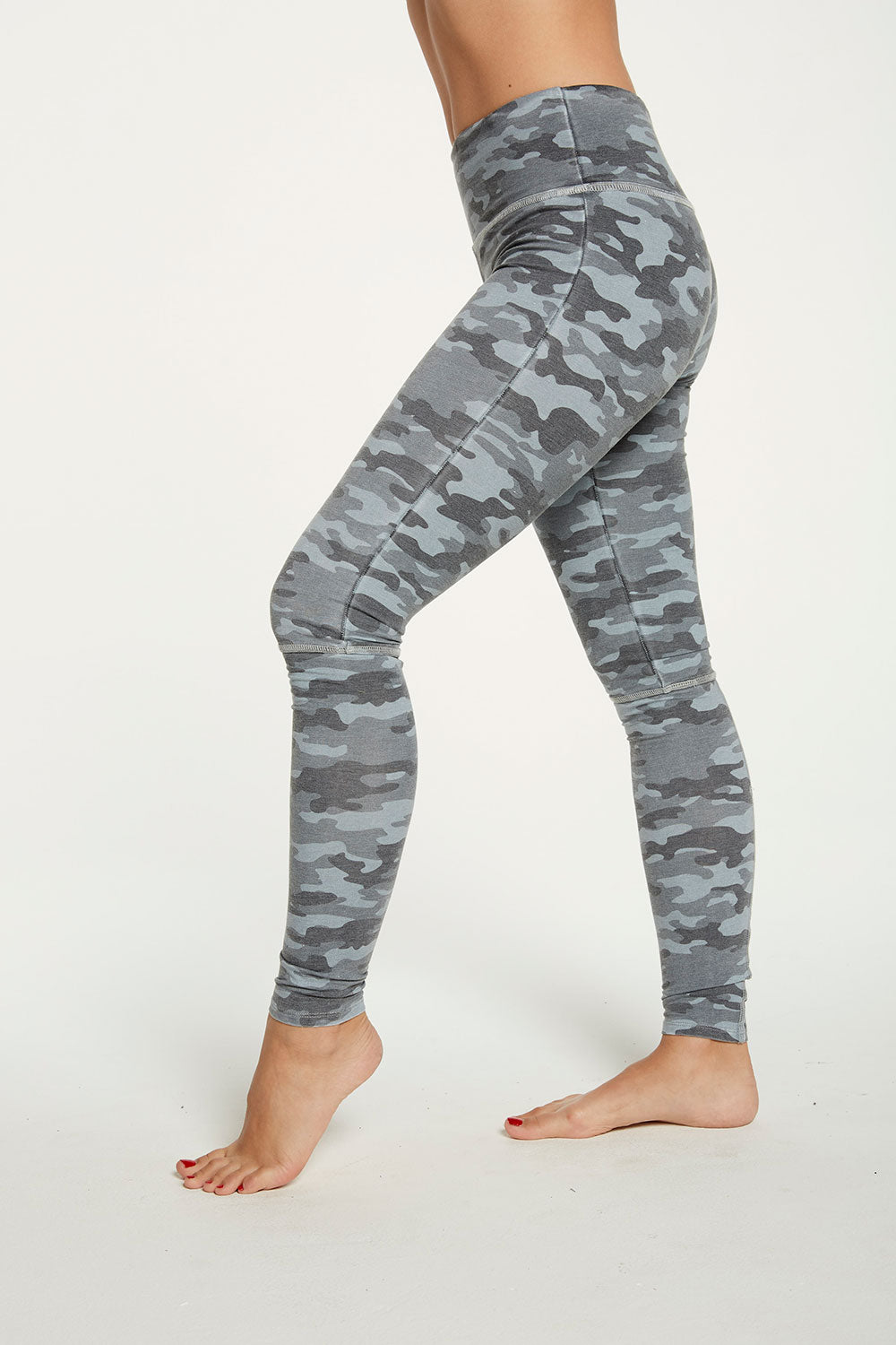Quadrablend Seamed Legging WOMENS - chaserbrand