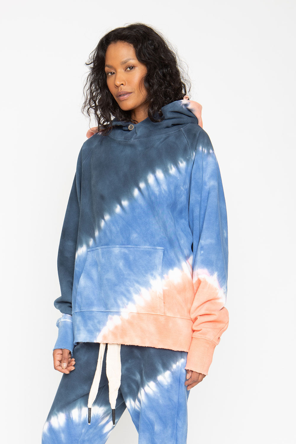 Tie Dye Fleece Front Pocket Hoodie WOMENS chaserbrand