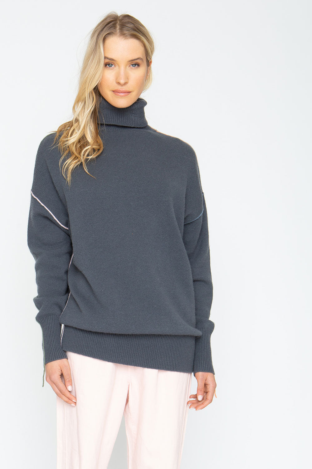 Turtle Sweater - Charbon Womens chaserbrand