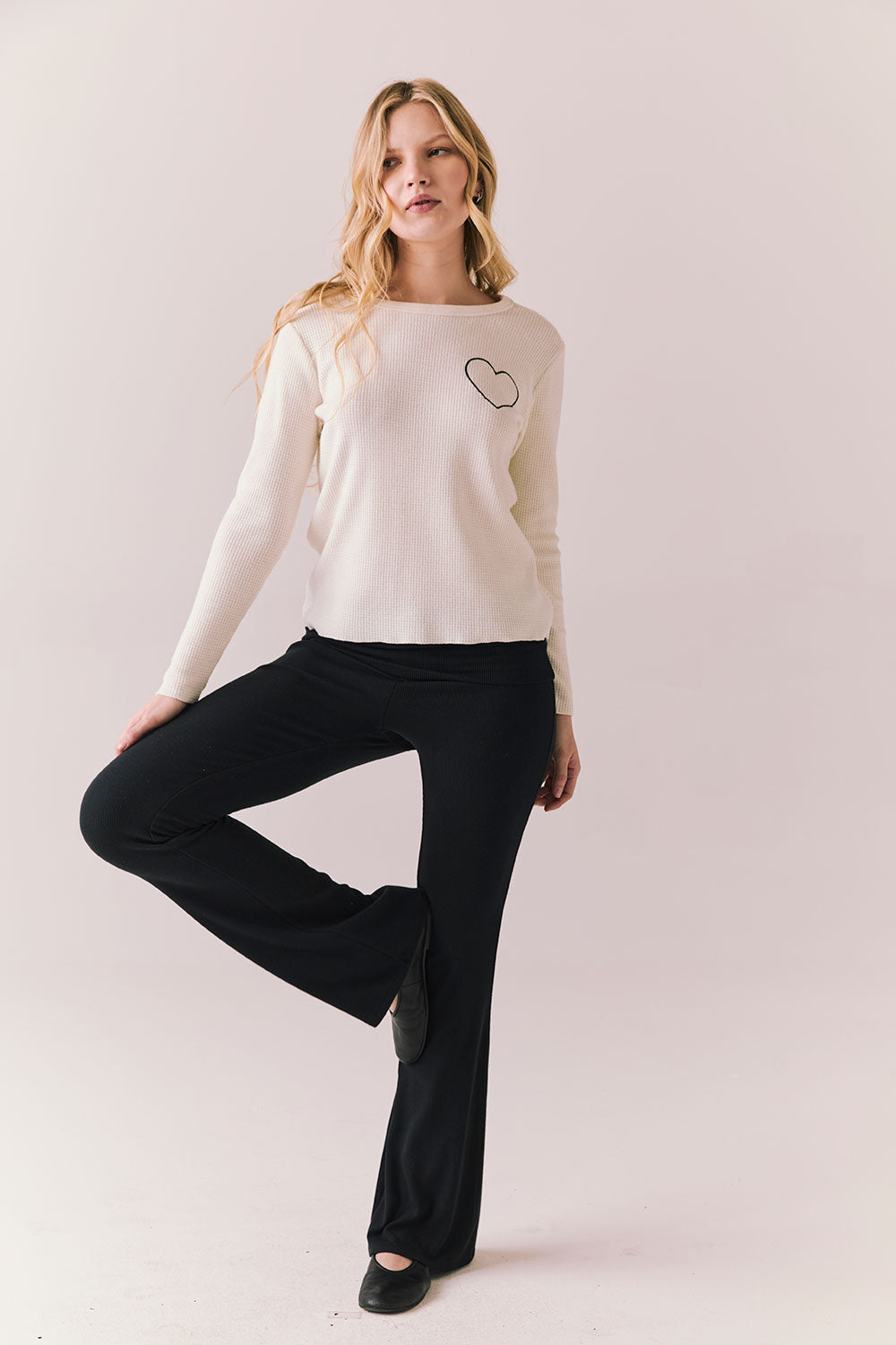 Heart Embroidery Long Sleeve Womens chaserbrand