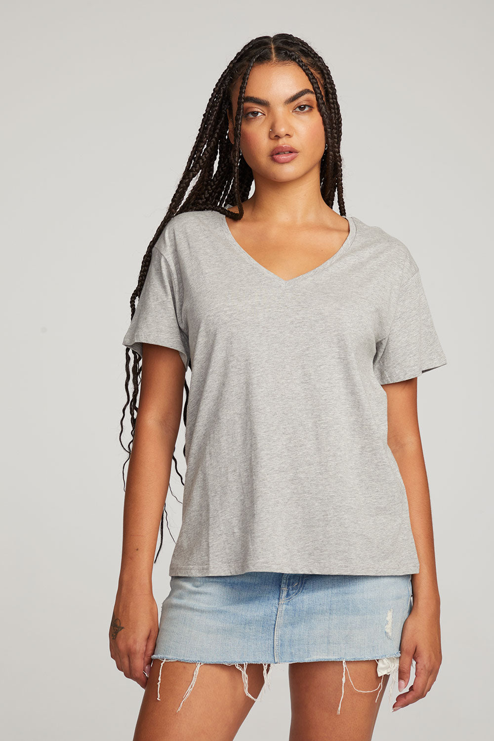 Everyday Essential V-neck Tee WOMENS chaserbrand