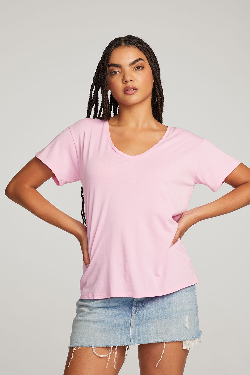 Everyday Essential Pastel Lavender V-neck Tee WOMENS chaserbrand
