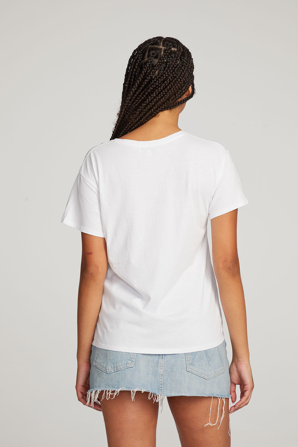 Everyday Essential White V-neck Tee WOMENS chaserbrand