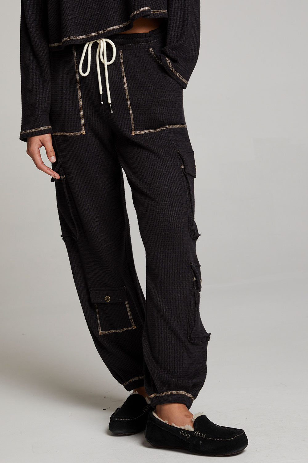Bily Licorice Jogger WOMENS chaserbrand