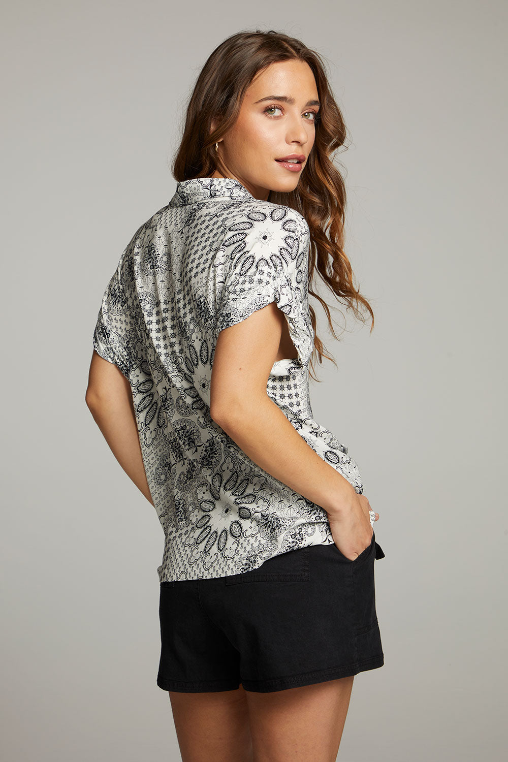 Rhythmm Paisley Bandana Button Down WOMENS chaserbrand