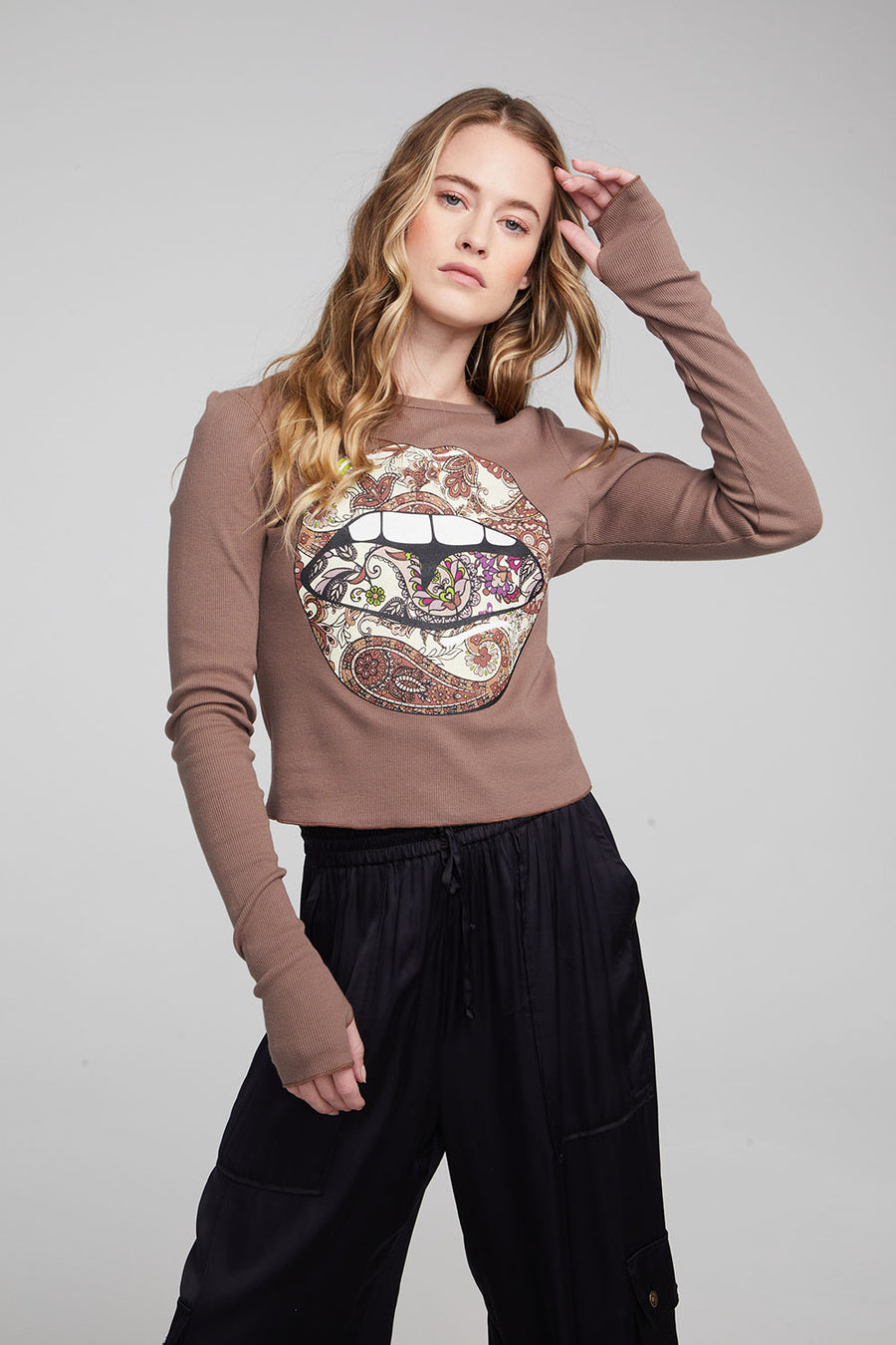 Paisley Lips Long Sleeve WOMENS chaserbrand