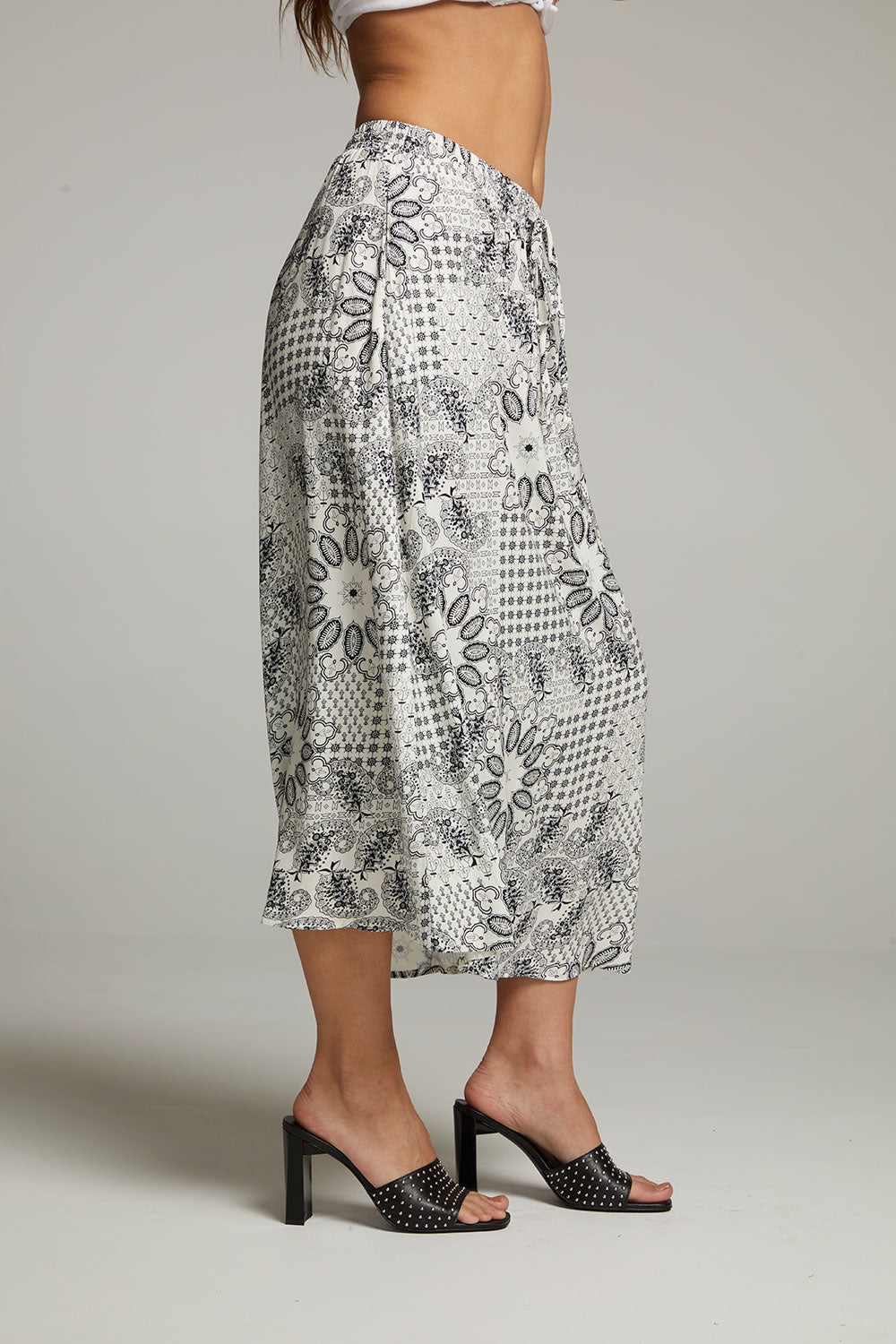 Darby Paisley Bandana Midi Skirt WOMENS chaserbrand