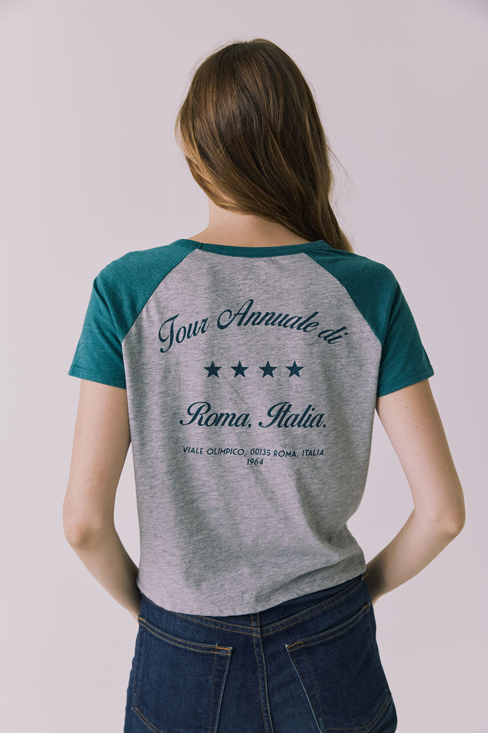 Back view of the Chaser Sportiva Heather Grey Tee showing printed Italian text and contrast raglan sleeves