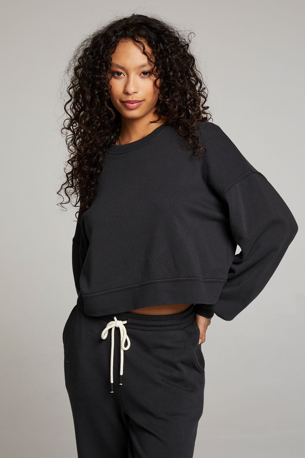 Belly Licorice Pullover WOMENS chaserbrand