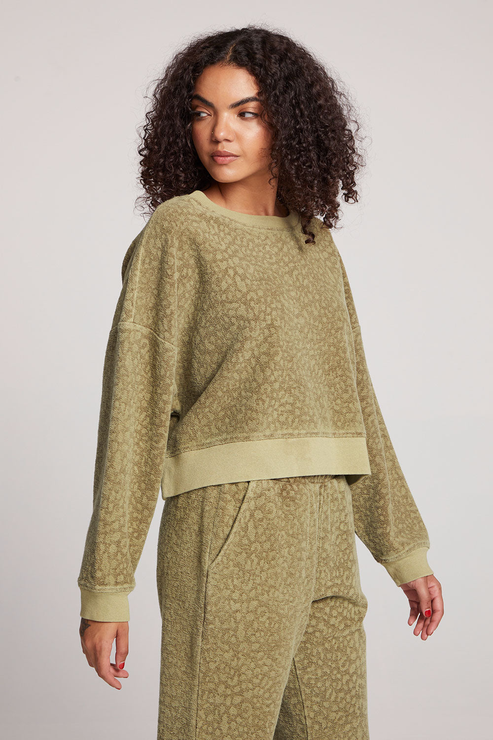 Ramone Leopard Pullover Womens chaserbrand