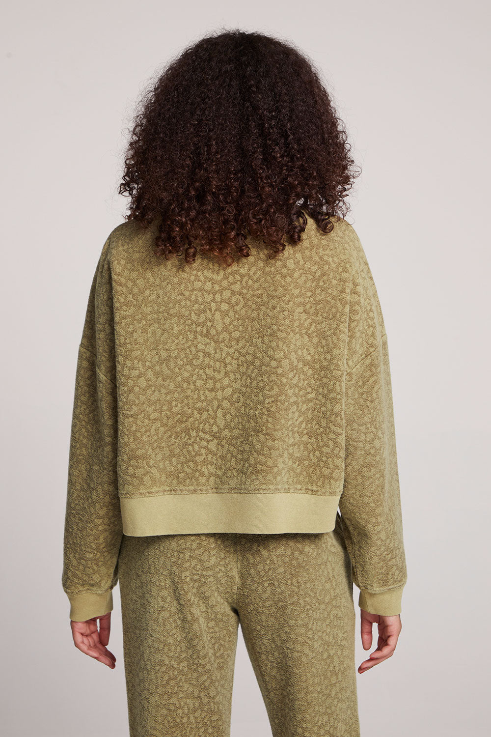 Ramone Leopard Pullover Womens chaserbrand