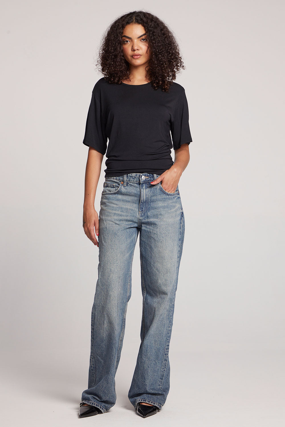 Portola Licorice Short Sleeve Womens chaserbrand