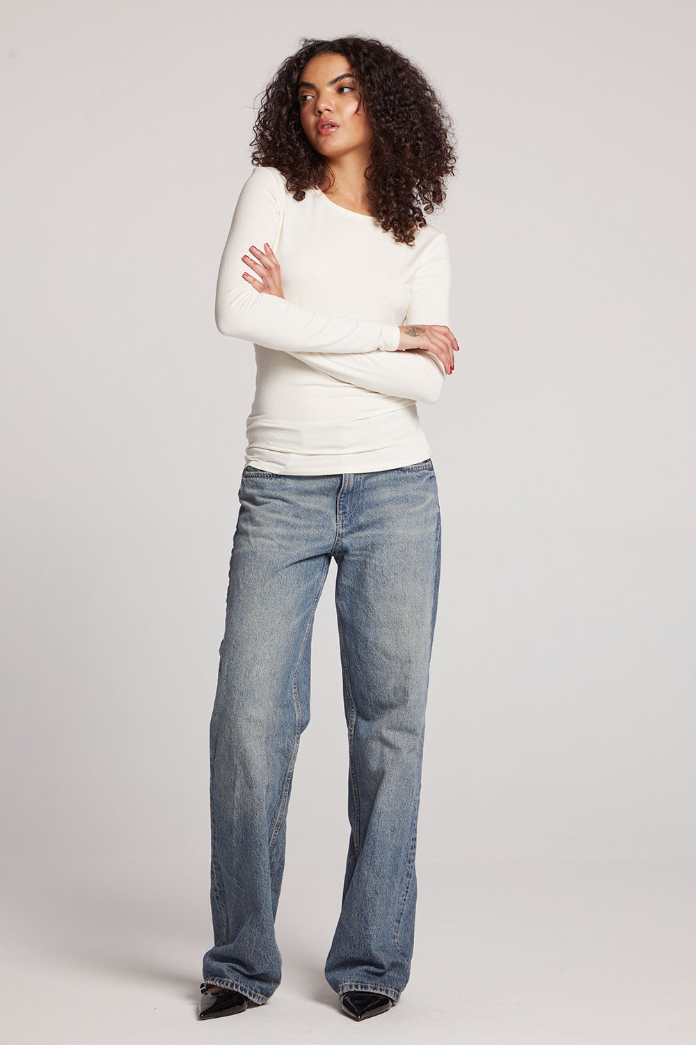 Reeves Starry White Long Sleeve Womens chaserbrand