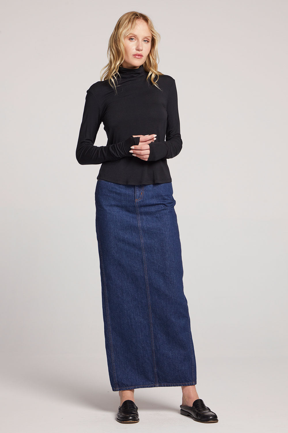 Vicente Licorice Long Sleeve Womens chaserbrand