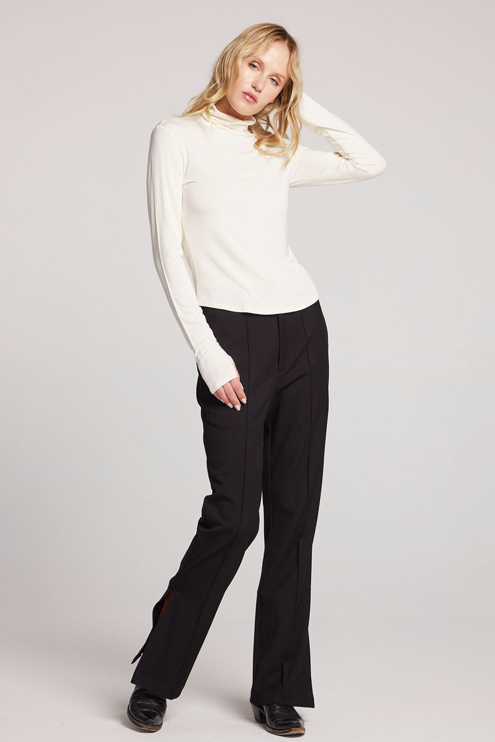 Vicente Starry White Long Sleeve Womens chaserbrand