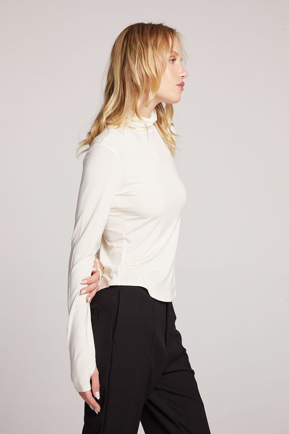 Vicente Starry White Long Sleeve Womens chaserbrand