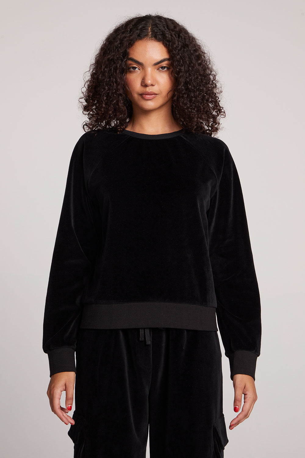Licorice Pullover Raglan Womens chaserbrand
