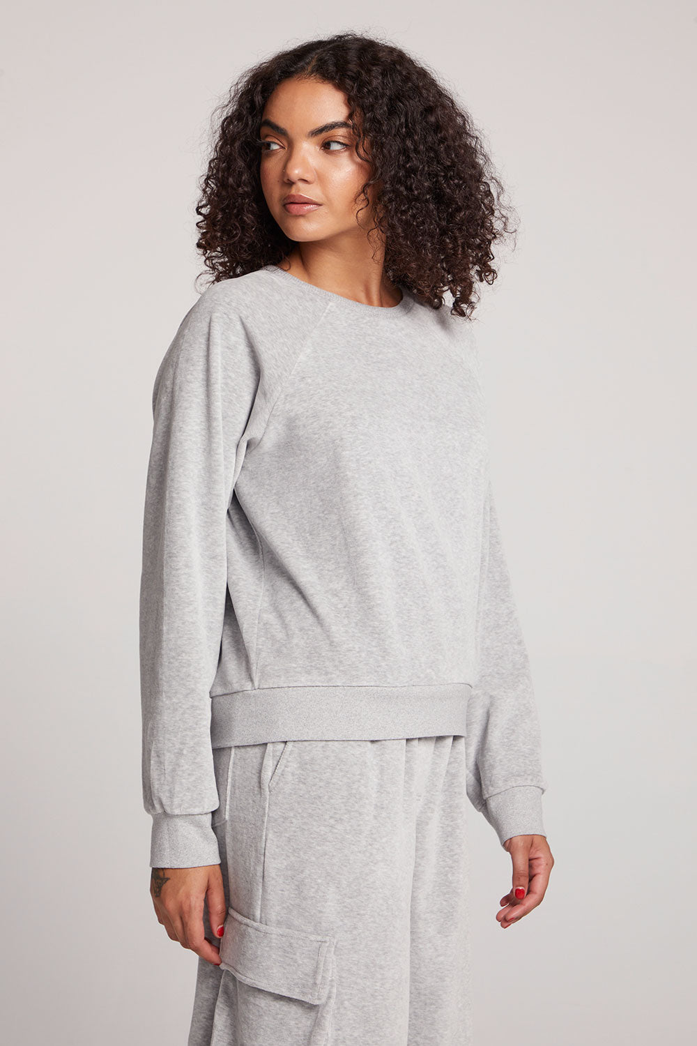 Light Heather Grey Pullover Raglan Womens chaserbrand