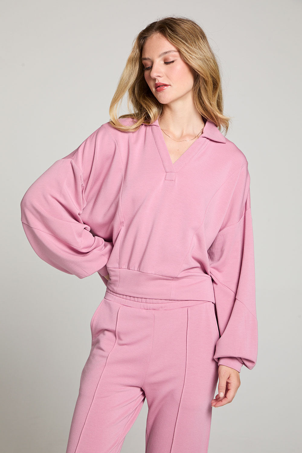 Fort Worth Ballet Slipper Pink Pillow Fleece Pullover WOMENS chaserbrand