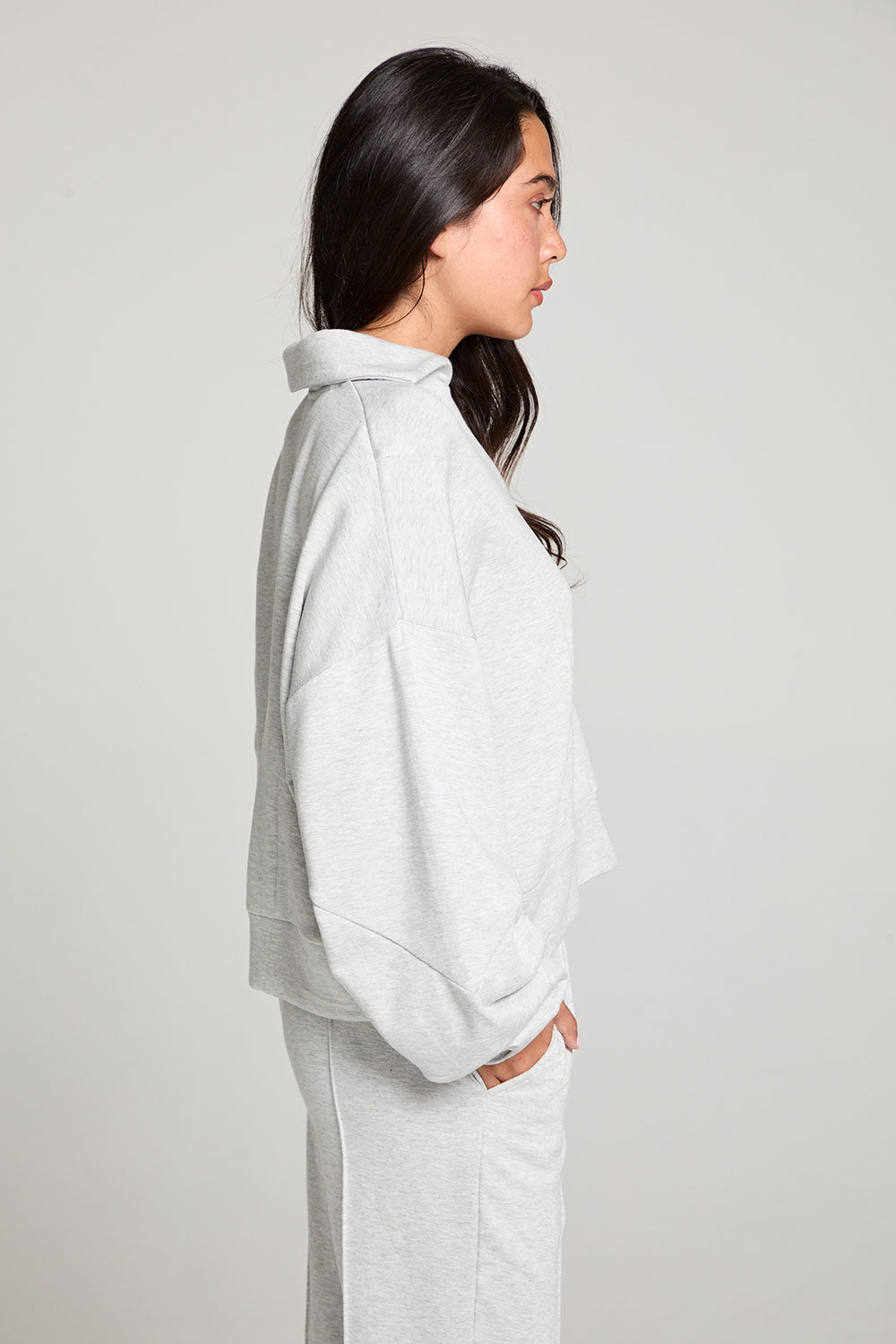 Fort Worth Pillow Fleece Heather Grey Pullover WOMENS chaserbrand