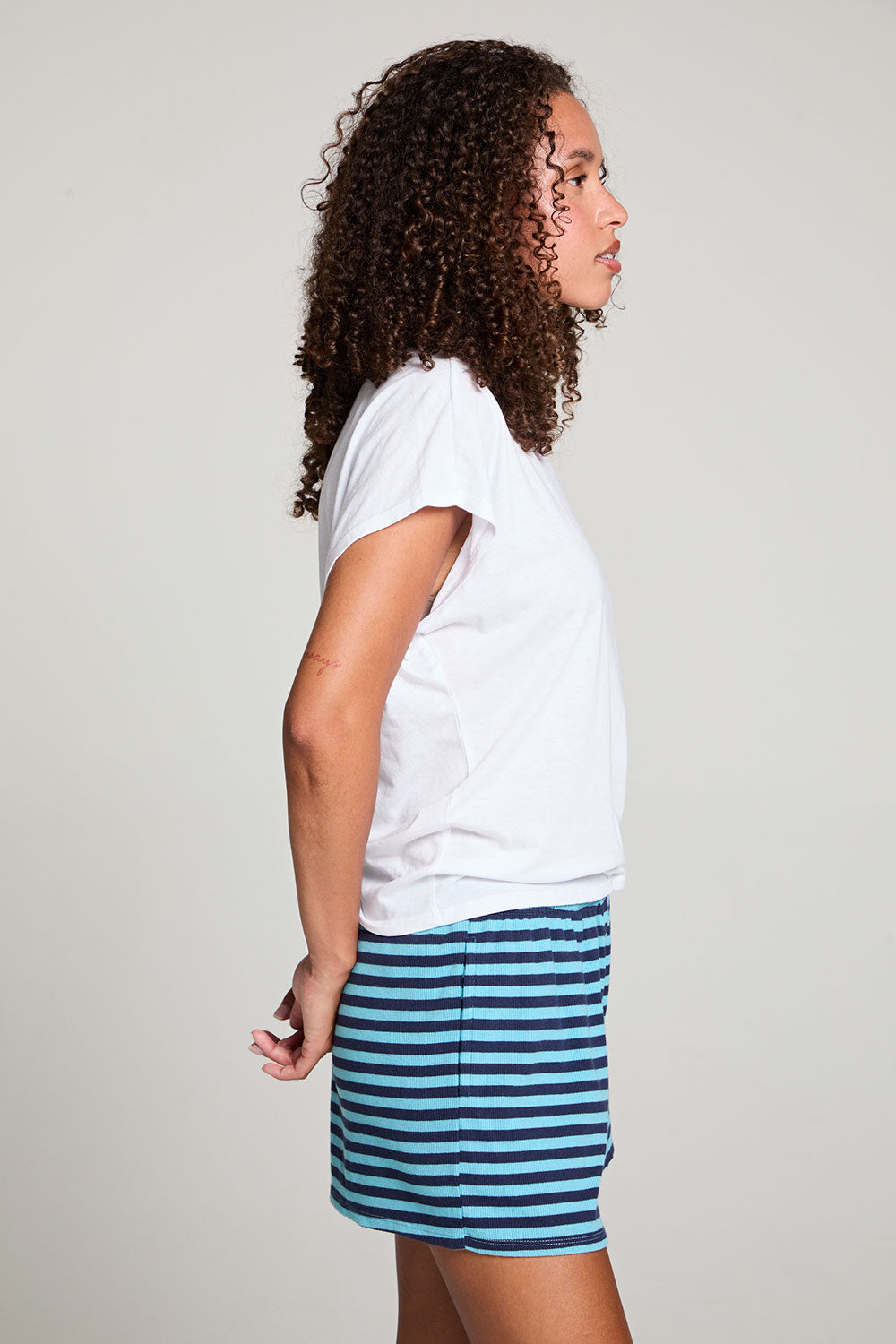 Wylie White Tee WOMENS chaserbrand