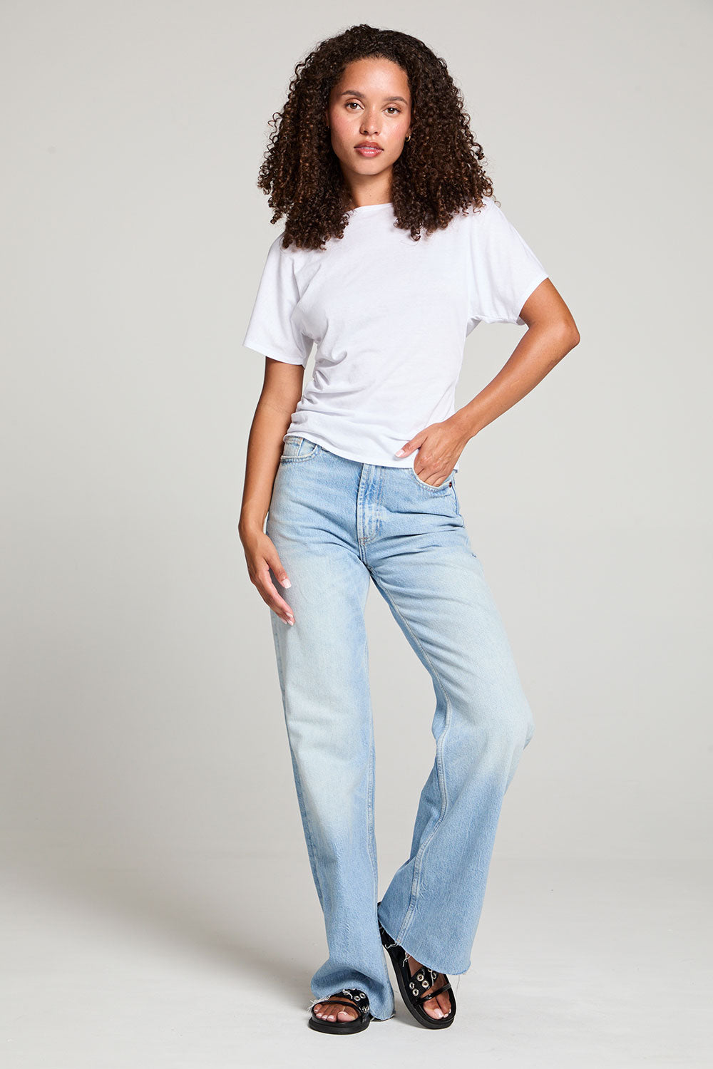 Mia White Tee WOMENS chaserbrand