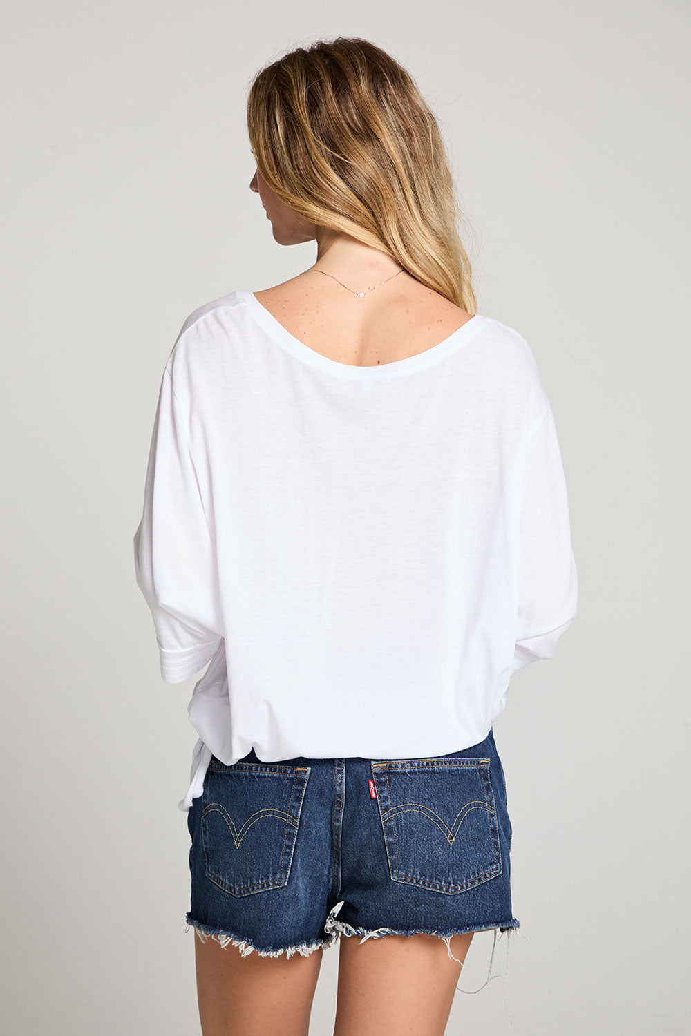 Gianna White Tee WOMENS chaserbrand