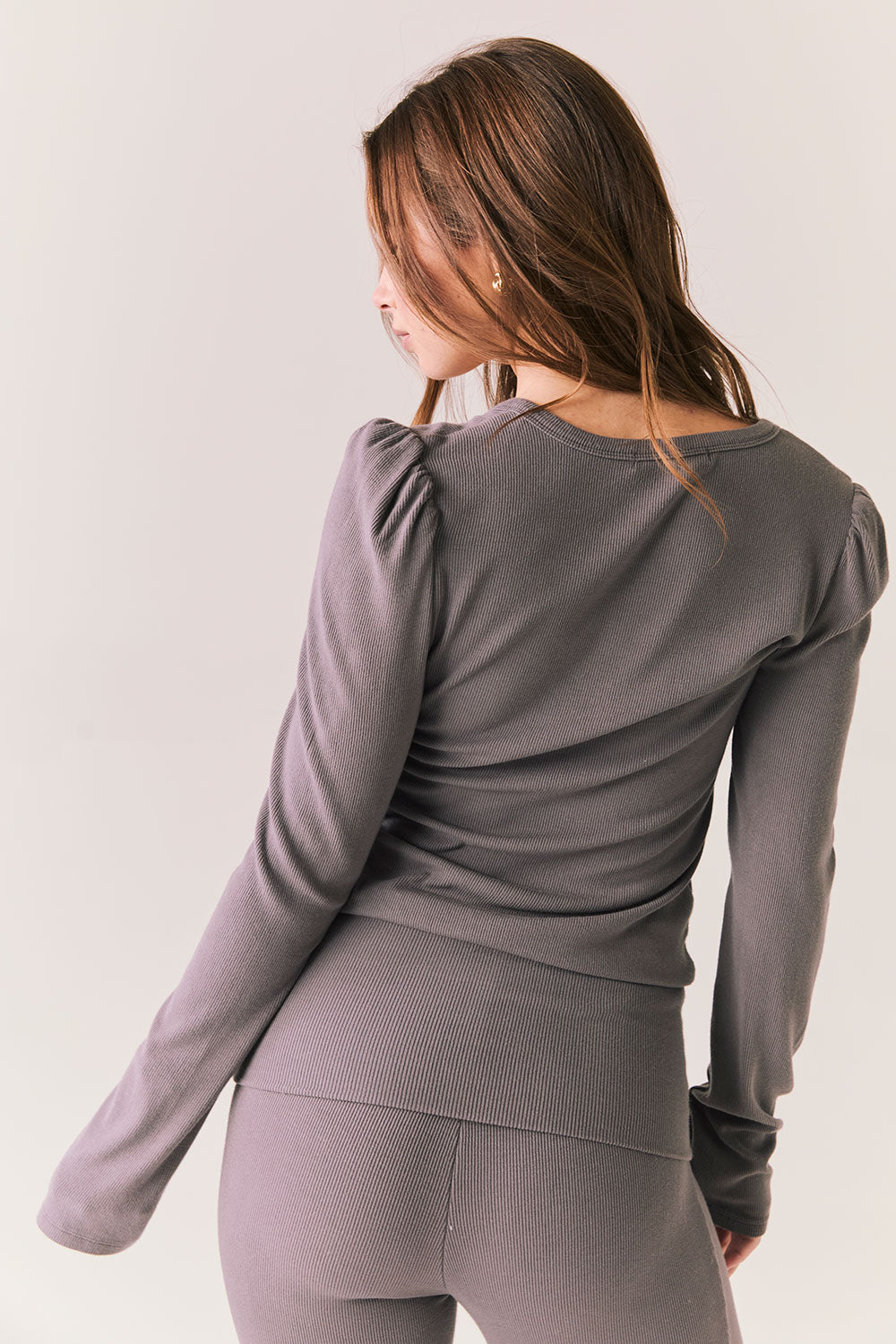 Chlo Dark Gull Long Sleeve Womens chaserbrand