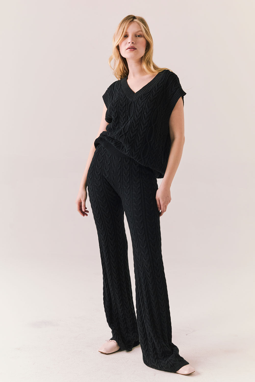 Gaya True Black Sweater Vest Womens chaserbrand