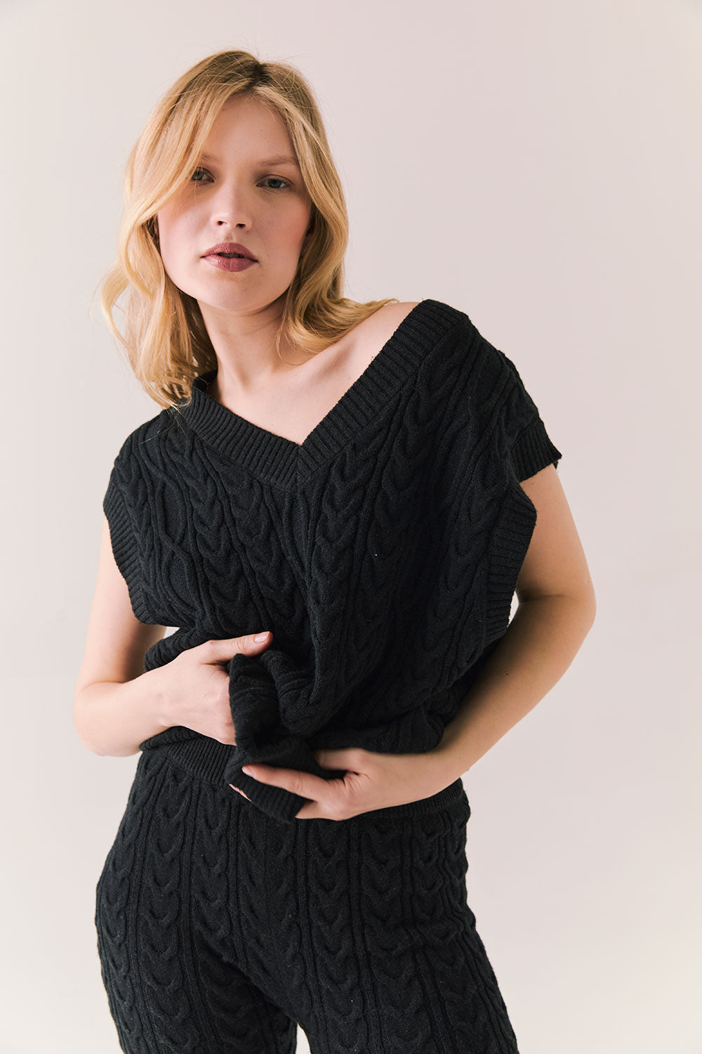 Gaya True Black Sweater Vest Womens chaserbrand